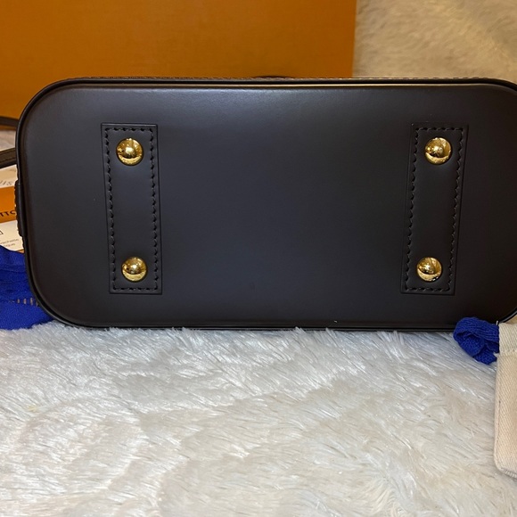 Authentic LOUIS VUITTON Alma BB in Damier Ebene - Picture 11 of 11
